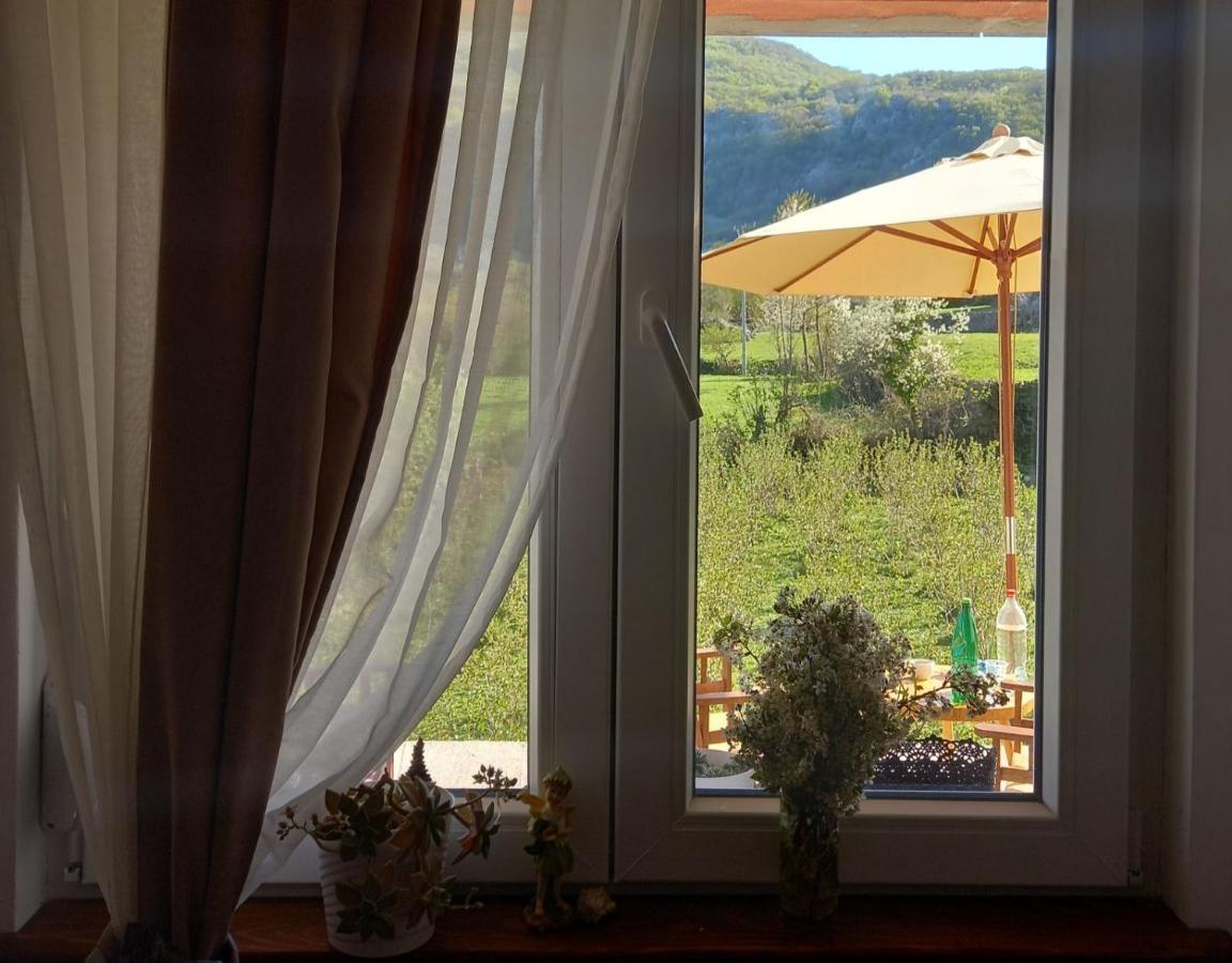 Konak Ugnji-Village Cetinje Extérieur photo