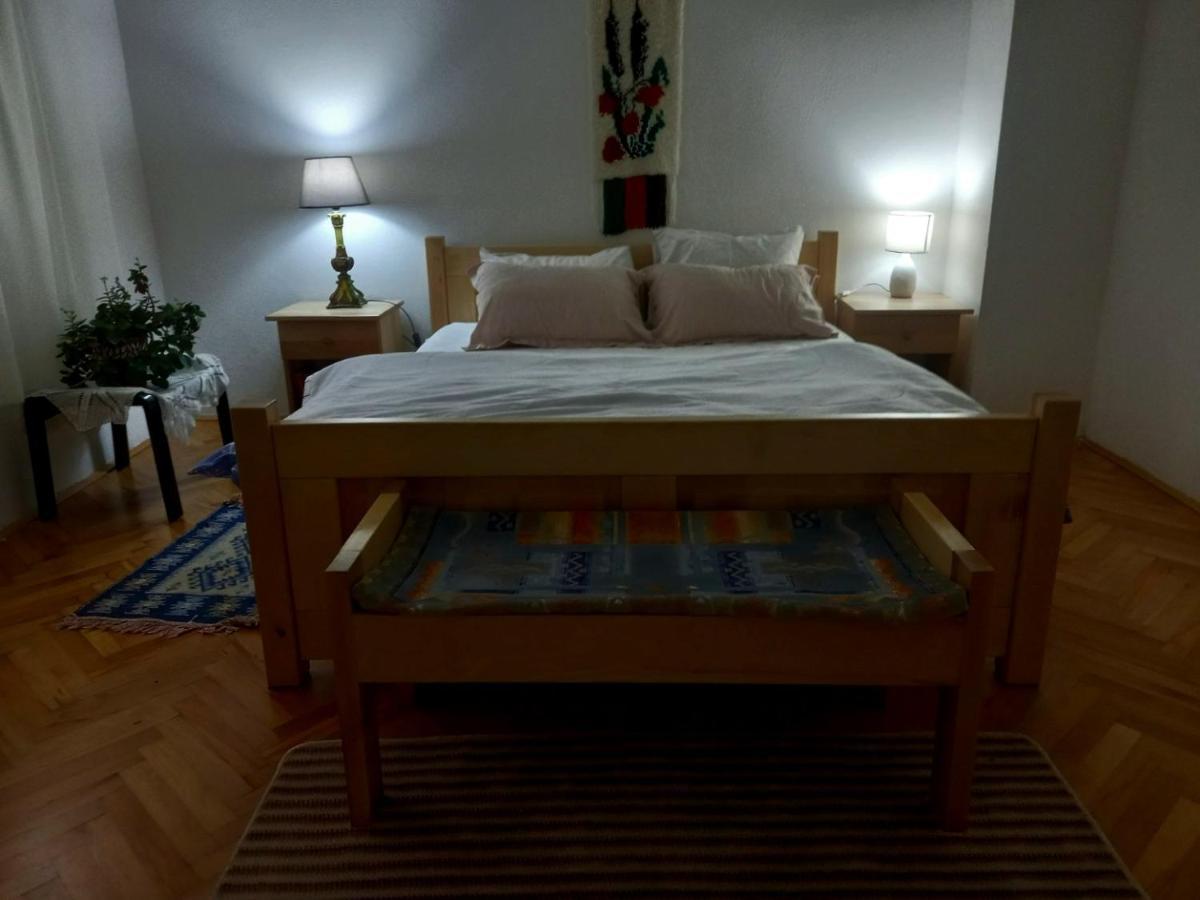 Konak Ugnji-Village Cetinje Extérieur photo